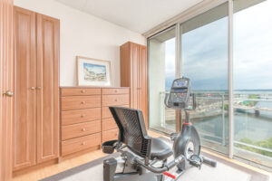 workout room with view of river. Philadelphia real estate